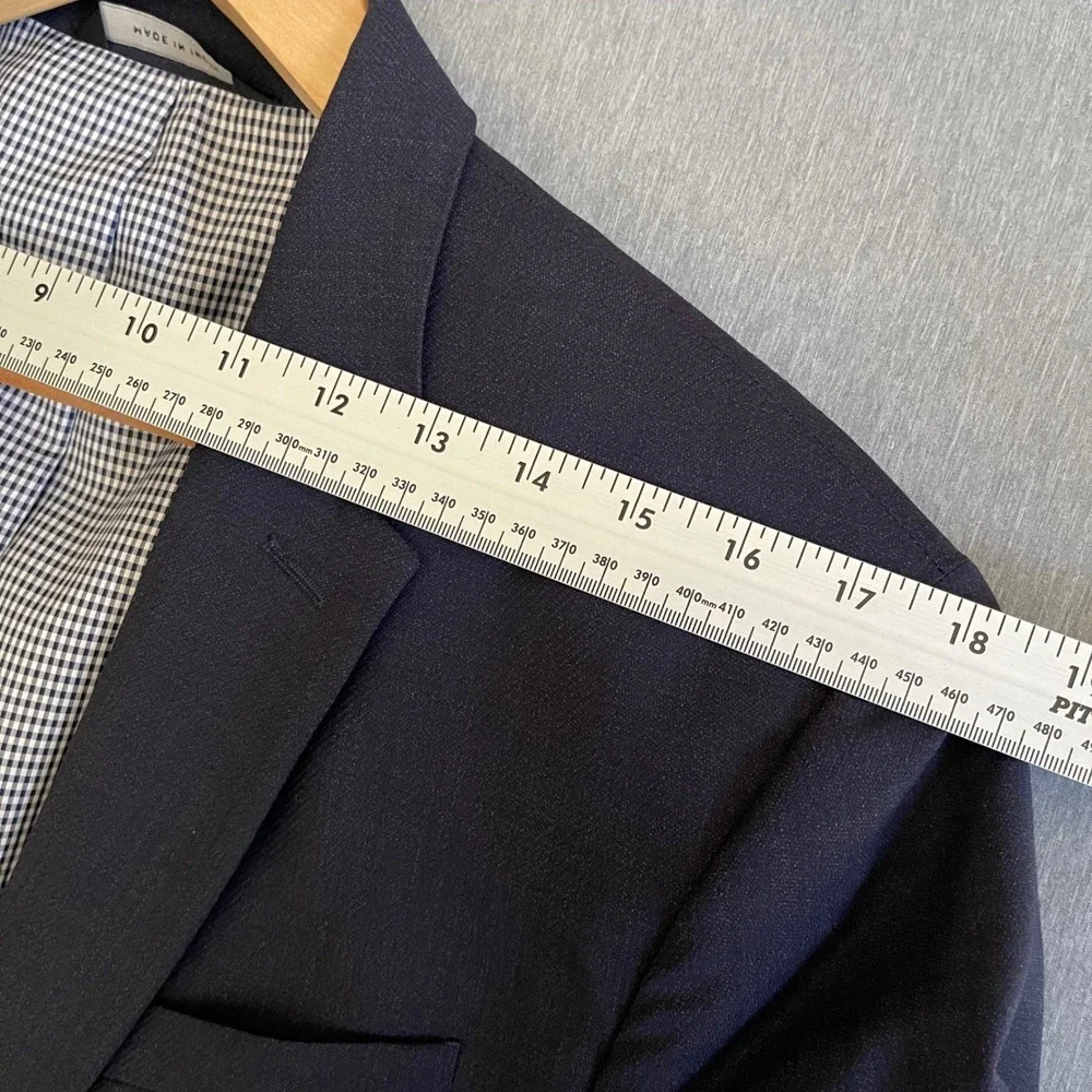 Banana Republic Blazer Mens Wool 42R Navy Blue Modern Slim Fit Italian Fabric